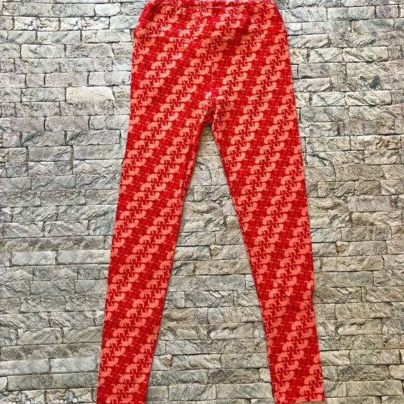 NWOT Lularoe one size red Cupid arrows Valentine’s leggings - Picture 2 of 5
